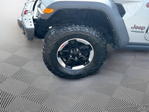 Used 2021 Jeep Wrangler Unlimited Rubicon image 35