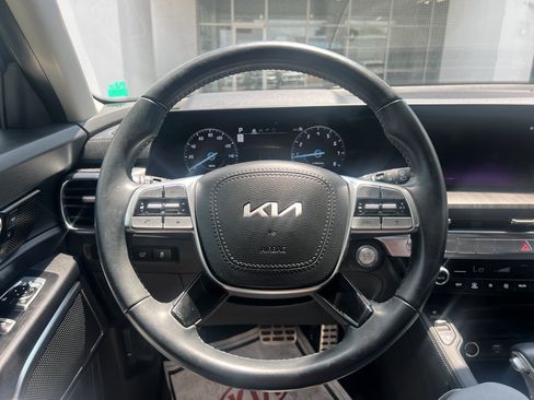 Used 2024 Kia Telluride SX FWD image 12