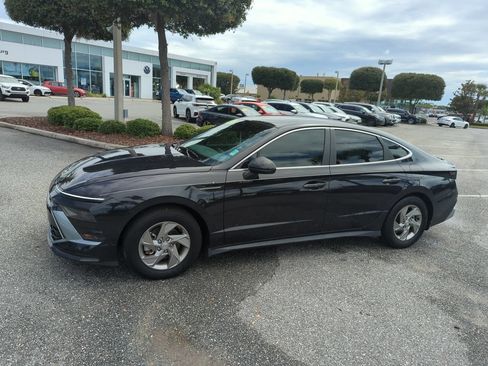 Used 2025 Hyundai Sonata SE FWD image 13