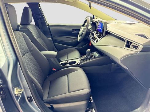 Used 2025 Toyota Corolla LE w/ Carpet Mat Package (TMS) image 19