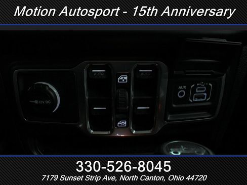 Used 2018 Jeep Wrangler Unlimited Sahara w/ Uconnect 4C Nav & Sound Group AWD/4WD image 26