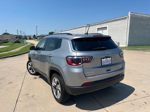 Used 2021 Jeep Compass Limited AWD/4WD image 4