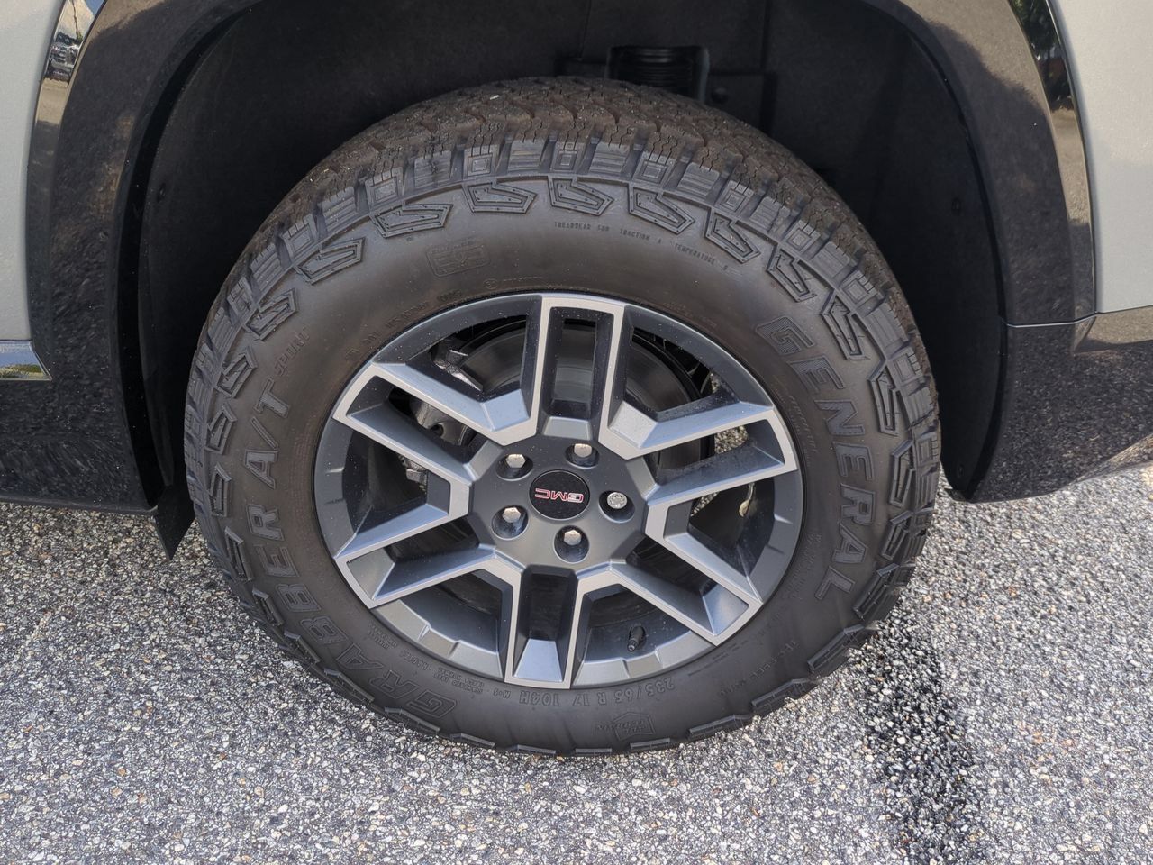 Used 2026 GMC Terrain AT4 w/ Technology Package II AWD/4WD image 32