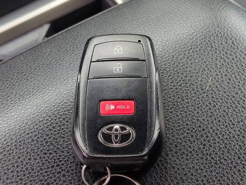 Used 2024 Toyota Tacoma TRD Off-Road AWD/4WD image 27