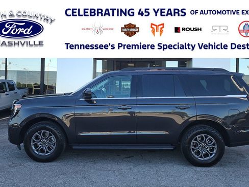 Used 2025 Ford Expedition Active AWD/4WD image 1