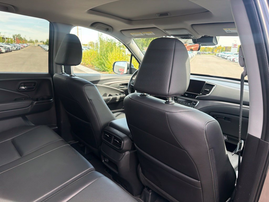 Used 2025 Honda Ridgeline RTL image 16