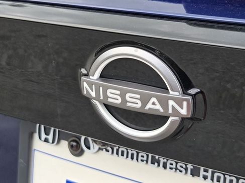Used 2025 Nissan Kicks SV FWD image 38