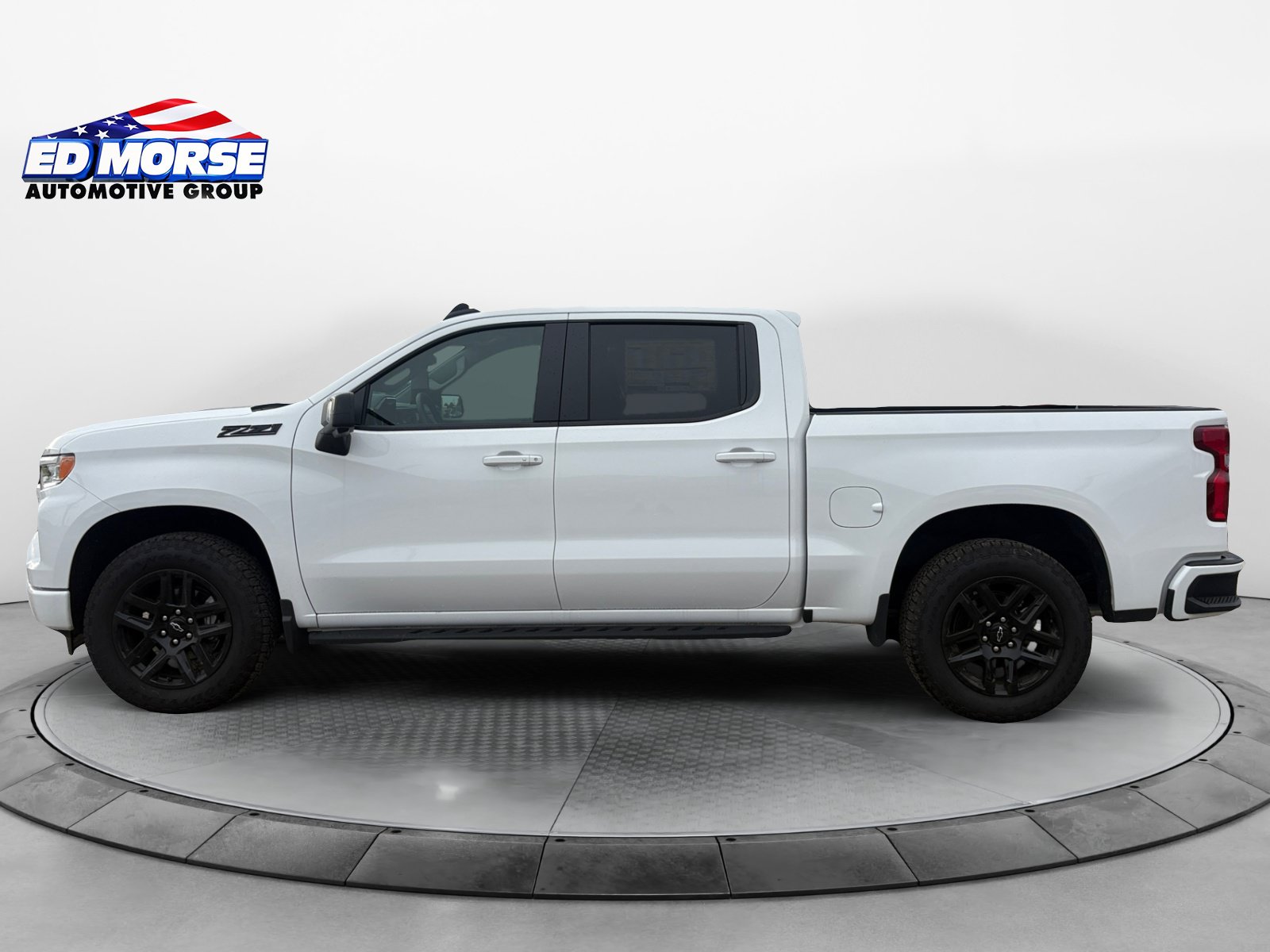 New 2026 Chevrolet Silverado 1500 RST AWD/4WD image 2