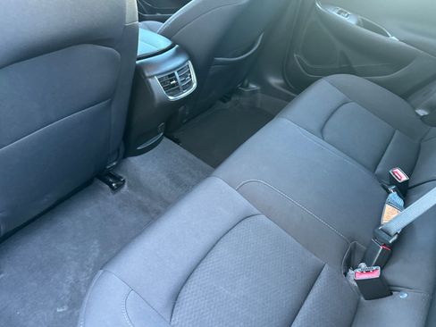 Used 2023 Chevrolet Malibu LT FWD image 13