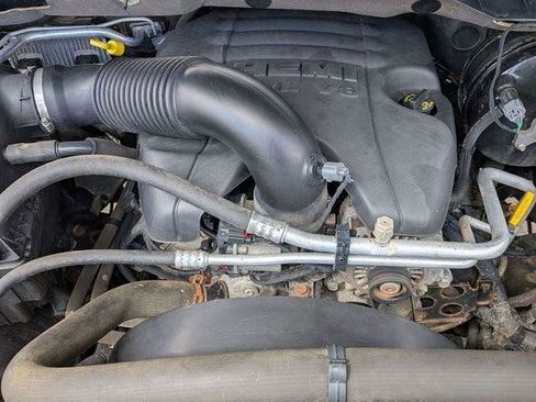 Used 2015 RAM 1500 ST w/ SXT Appearance Group AWD/4WD image 29