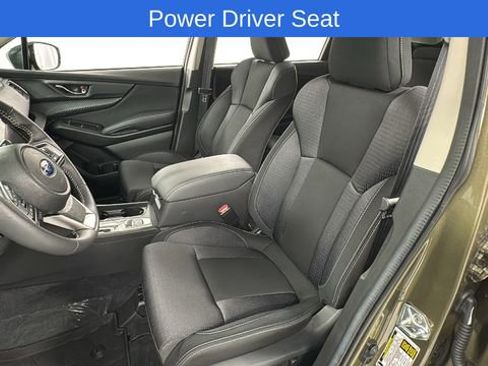 Used 2025 Subaru Ascent Premium image 11