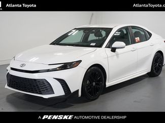 Used 2025 Toyota Camry SE FWD video 1