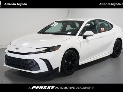 Used 2025 Toyota Camry SE