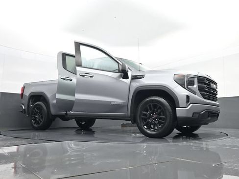 Used 2024 GMC Sierra 1500 Elevation AWD/4WD image 31