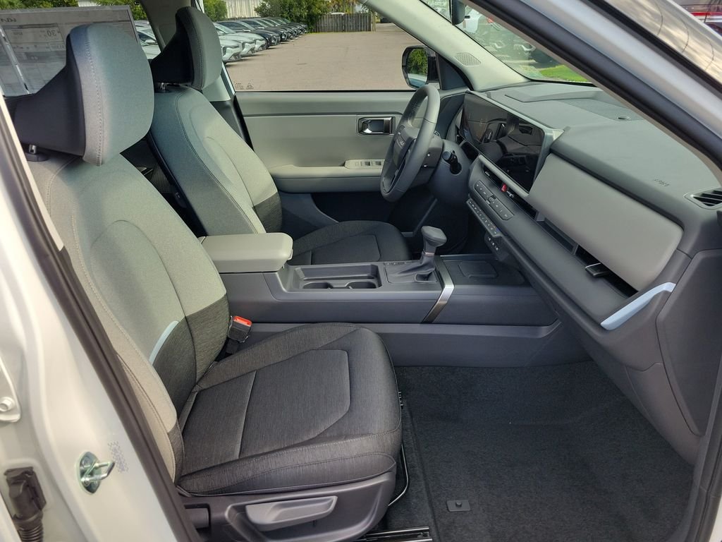New 2027 Kia Seltos S FWD image 7