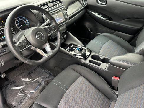 Used 2019 Nissan Leaf SV w/ SV All Weather Package image 11