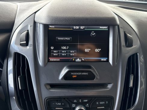 Used 2015 Ford Transit Connect Titanium image 25