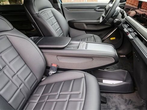 New 2026 Kia EV9 Land w/ Nightfall Edition Package image 14