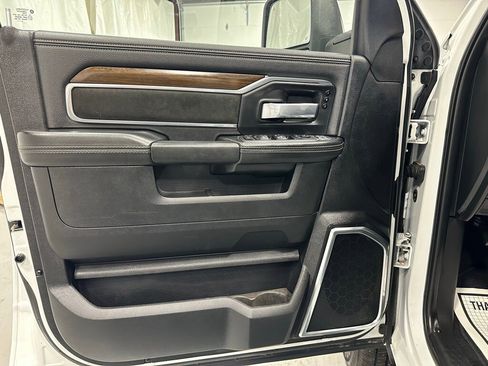 Used 2024 RAM 2500 Laramie image 8