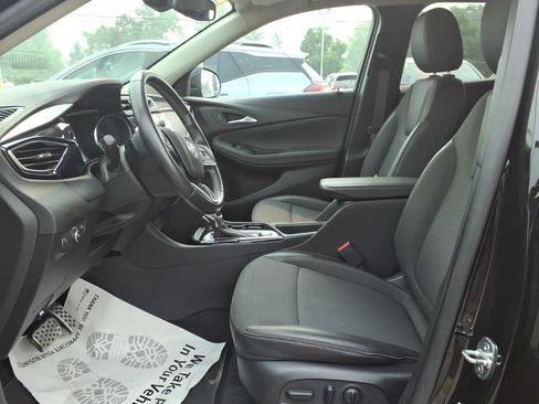 Used 2023 Buick Encore GX Select w/ Sport Touring Package FWD image 12