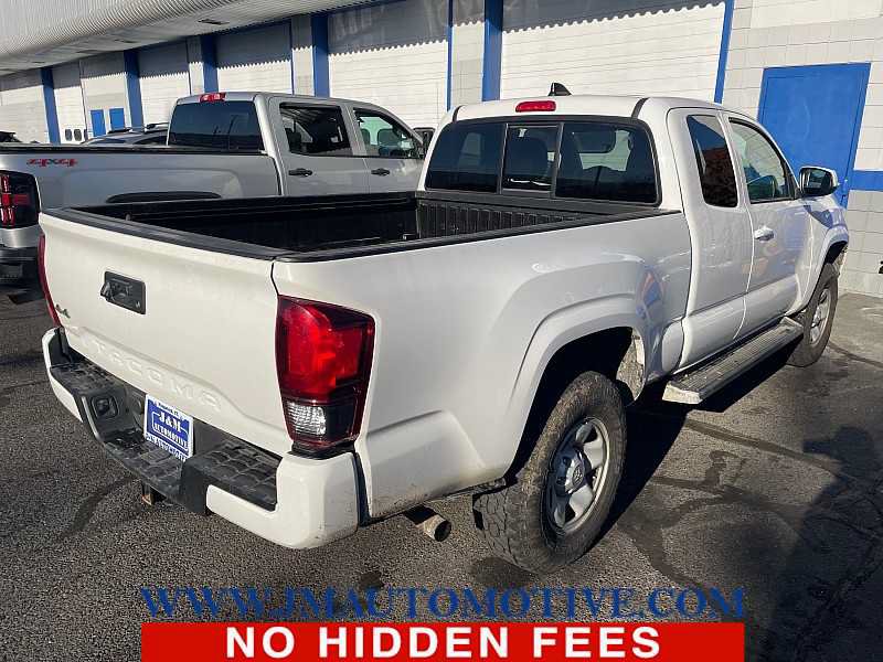 Used 2022 Toyota Tacoma SR w/ SR Convenience Package AWD/4WD image 2