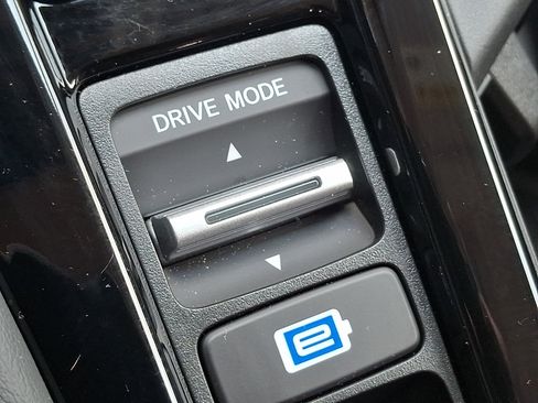 Used 2025 Honda Accord Touring image 26