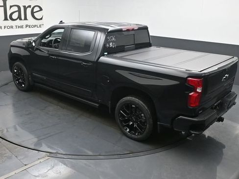 New 2026 Chevrolet Silverado 1500 High Country w/ High Country Premium Package AWD/4WD image 19