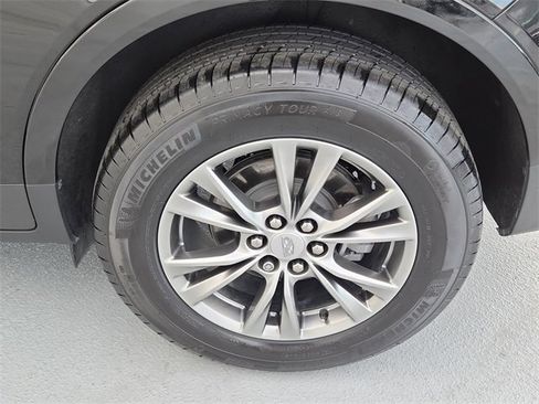 Used 2022 Cadillac XT5 Premium Luxury w/ Technology Package image 11