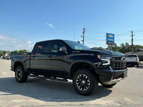 Certified 2024 Chevrolet Silverado 1500 ZR2 AWD/4WD image 2