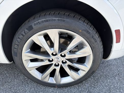 Used 2023 Buick Envision Avenir FWD image 20
