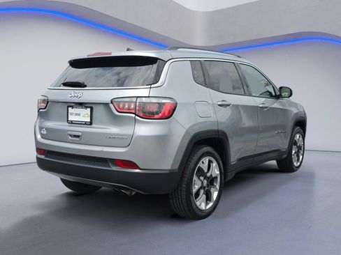 Used 2019 Jeep Compass Limited FWD image 10