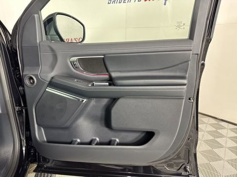 New 2025 Ford Expedition Max Platinum w/ Stealth Appearance Package image 22