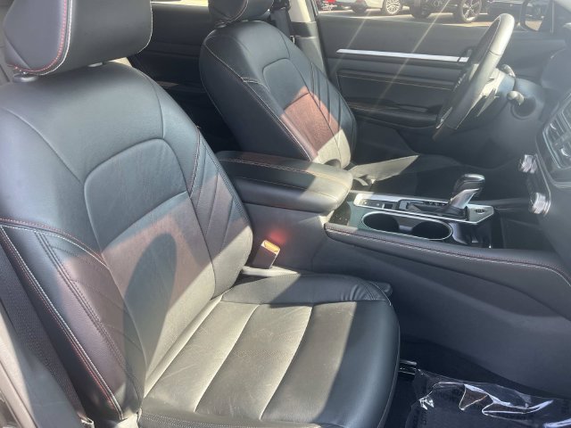 Used 2023 Nissan Altima 2.0 SR FWD image 21