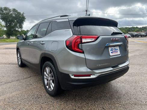 Used 2024 GMC Terrain SLT FWD image 6