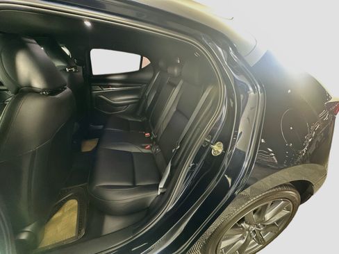Used 2023 MAZDA MAZDA3 s FWD image 27