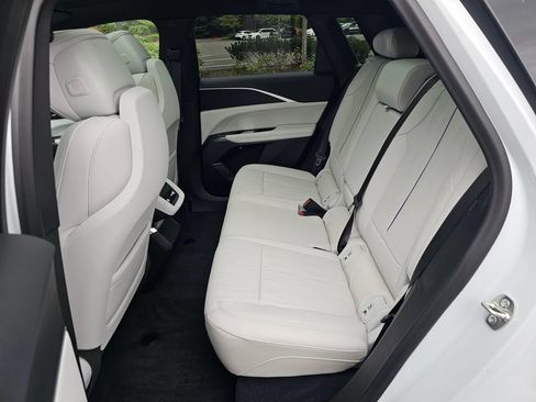 New 2026 Cadillac Lyriq Sport w/ LPO, Floor Liner Package AWD/4WD image 16