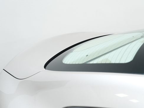 Used 2018 Mercedes-Benz E 400 Coupe image 15
