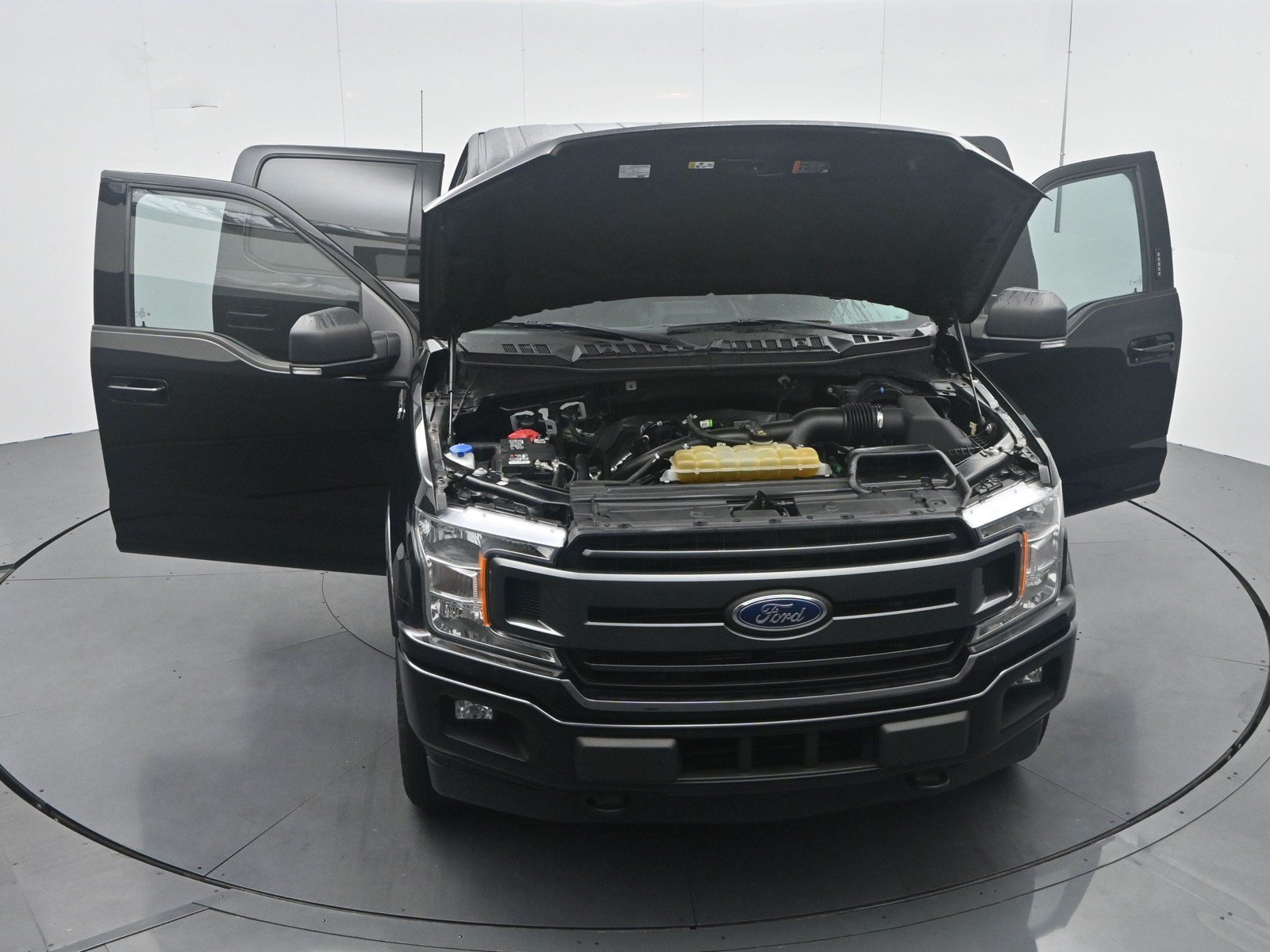 Used 2020 Ford F150 XLT w/ Equipment Group 302A Luxury AWD/4WD image 39