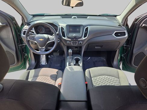 Used 2018 Chevrolet Equinox LT image 9