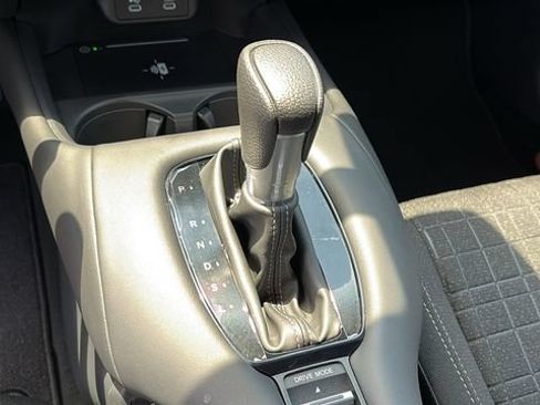 Used 2026 Honda HR-V LX image 18