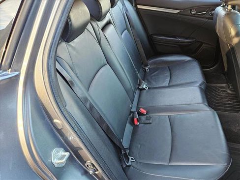 Used 2018 Honda Civic Sport Touring image 21