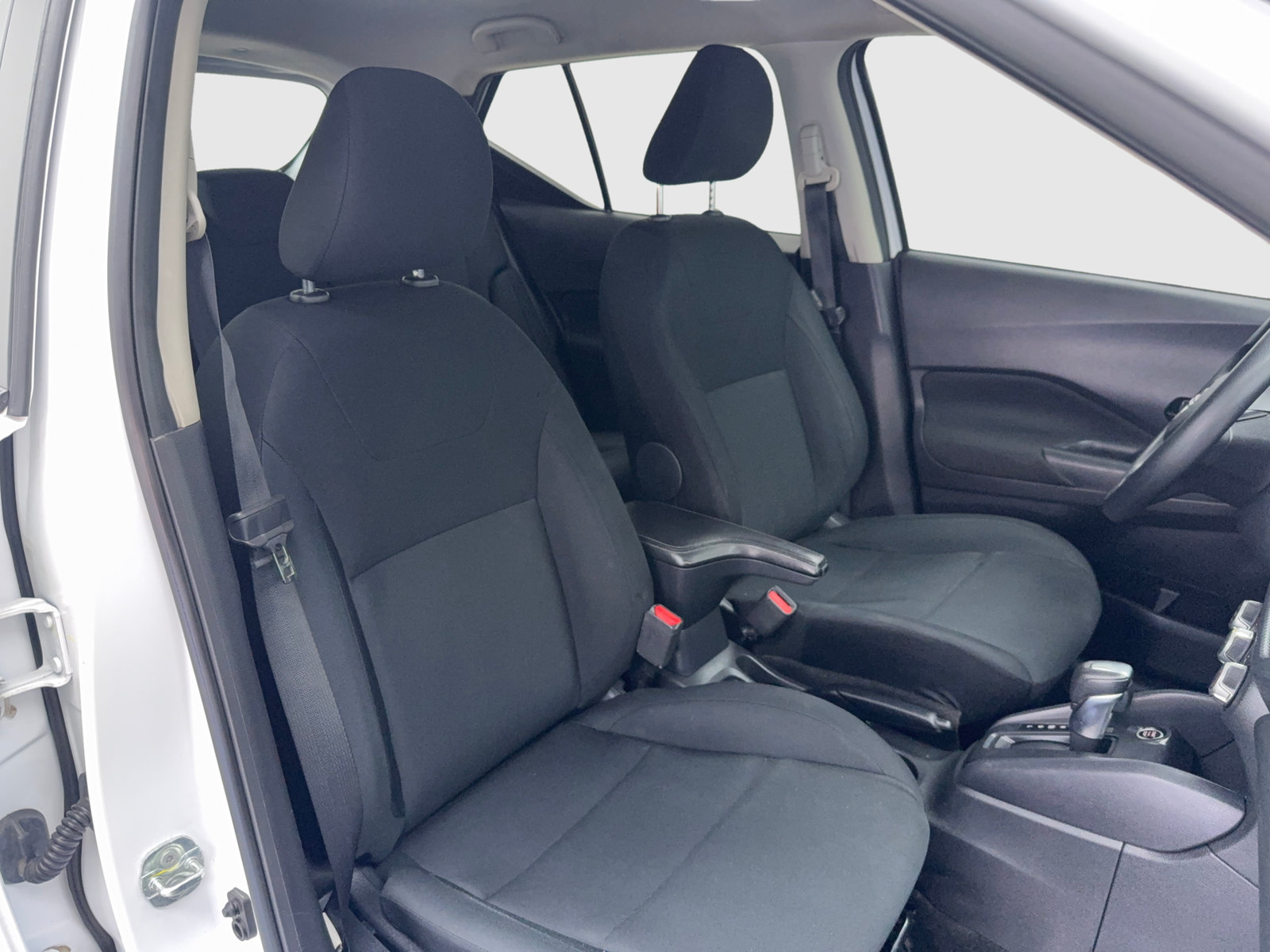 Used 2023 Nissan Kicks S FWD image 45