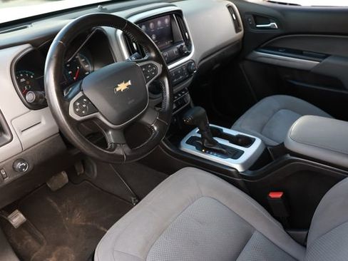 Used 2020 Chevrolet Colorado LT w/ Safety Package image 6