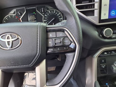 Used 2022 Toyota Tundra Limited AWD/4WD image 22