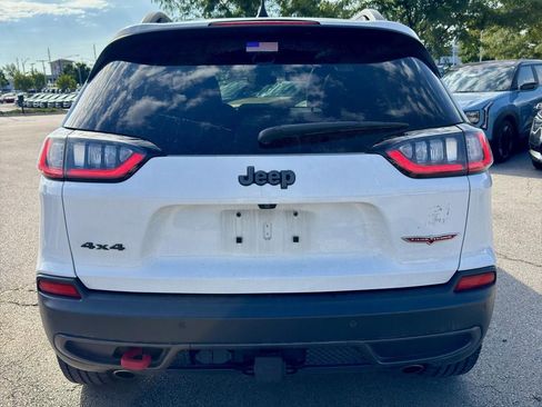 Used 2019 Jeep Cherokee Trailhawk AWD/4WD image 4