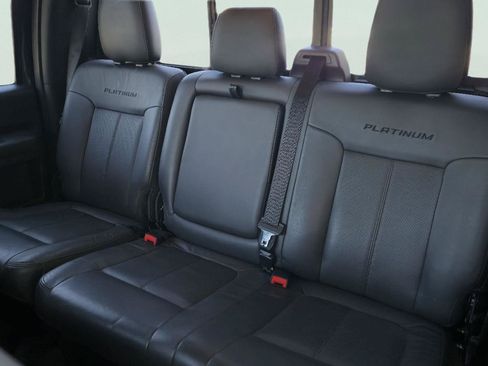 Used 2015 Ford F250 Platinum w/ FX4 Off-Road Package AWD/4WD image 24