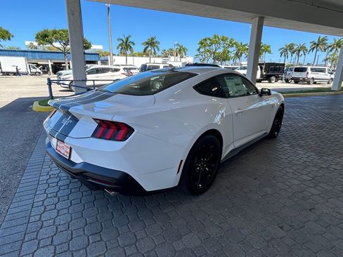 New 2026 Ford Mustang GT RWD image 4