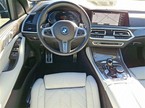 Used 2023 BMW X5 xDrive45e w/ M Sport Package image 14