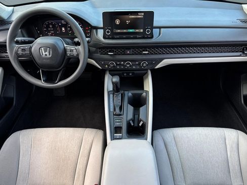 Certified 2023 Honda Accord EX image 16