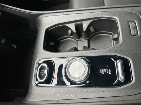 Used 2024 Jeep Wagoneer Launch Edition image 23